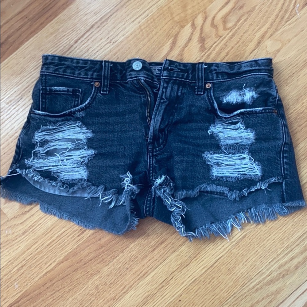 Abercrombie and Fitch black, ripped  jean shorts!